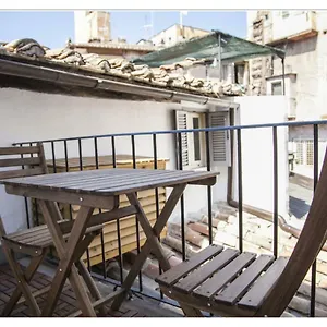 M9 Pantheon Attic 11 Roma